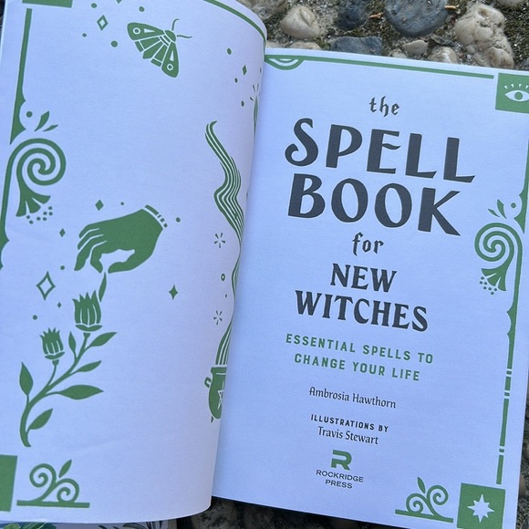 Witchy Book Bundle: "The Spell Book for New Witches" & "Witchcraft For Healing" - Picture 4 of 15